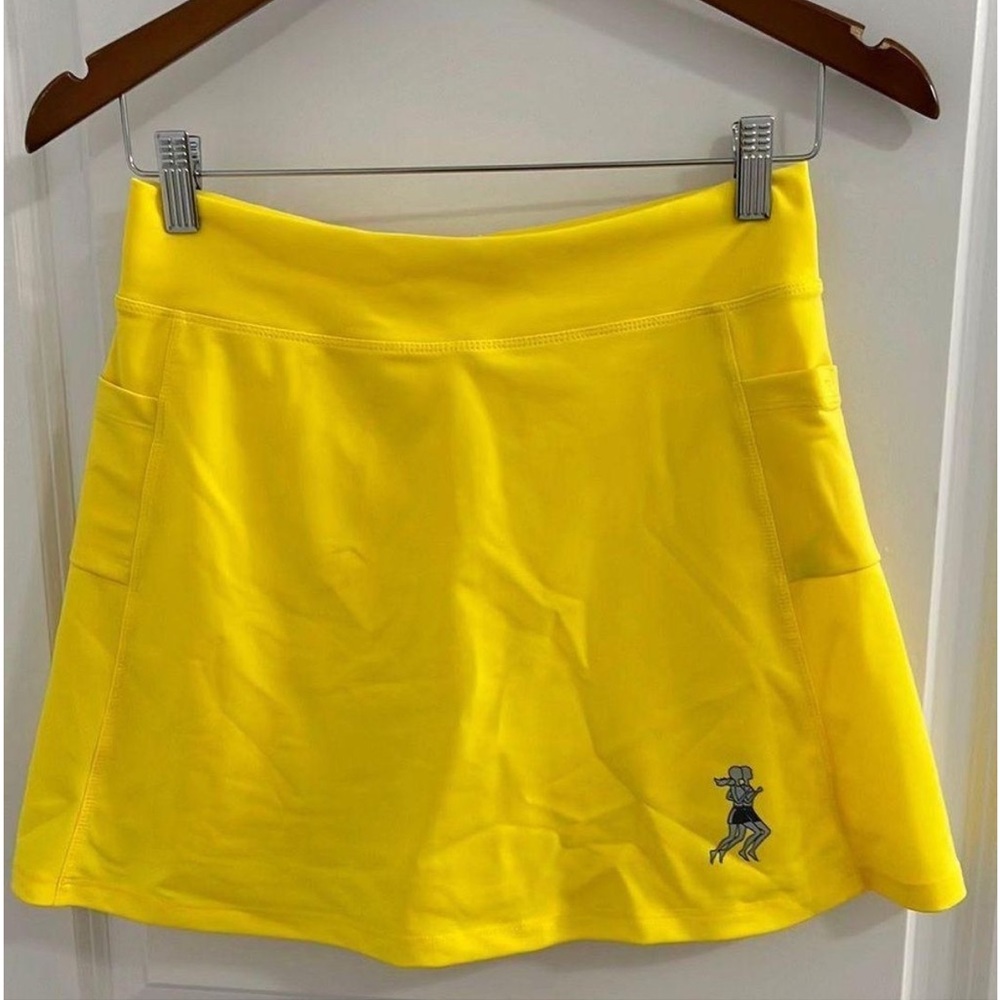 Yellow tennis skirt